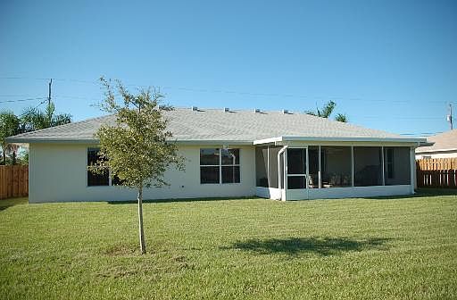 2nd image of 1774 SE North Buttonwood Dr