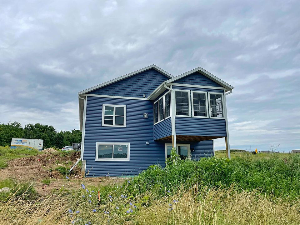 2nd image of 1241 Tivoli Cir
