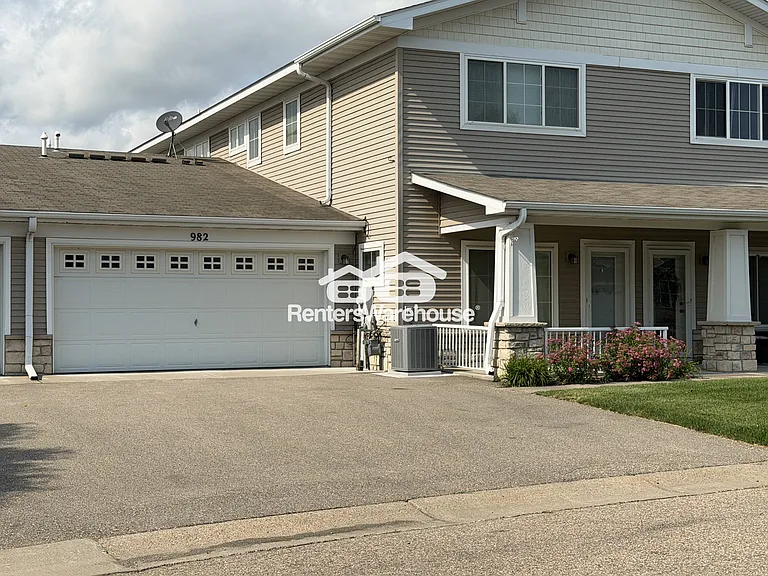 982 Crossing Way — Photo 16