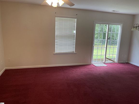 3rd image of 21 Greensboro Ct