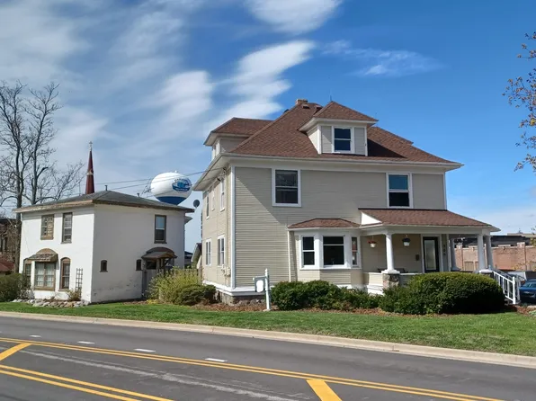 304 306 & 1/2 North Division St, Harvard, IL 60033