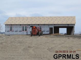 615 Shoreline Dr N, Bend, NE 68648