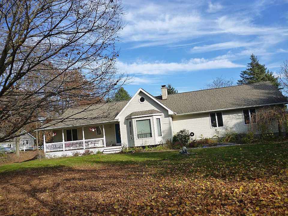 2nd image of 5547 Durfee Rd