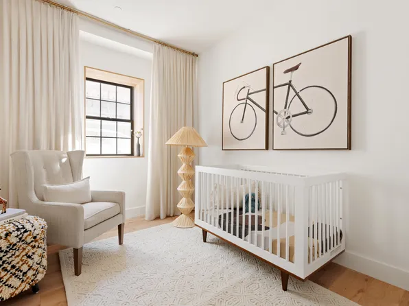 668 Baltic Street image 12 of 21