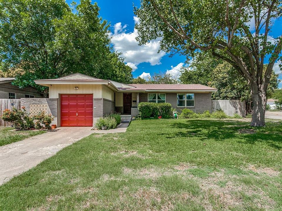 1st image of 2373 Highwood Dr
