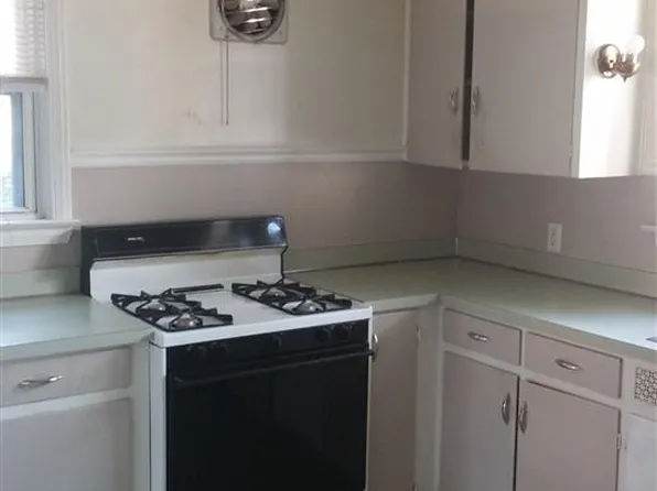 147 N Rose St, Mount Clemens, MI 48043