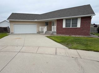 4926 Tallgrass Pl, Columbus, NE 68601