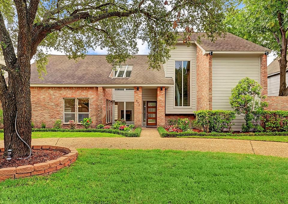 1st image of 842 Ivy Wall Dr