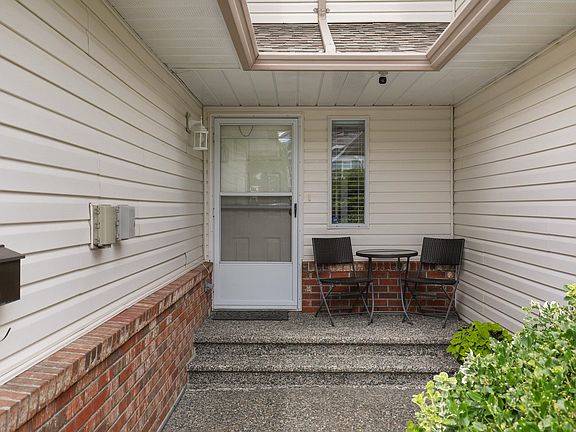 4th image of 45365 Watson Rd #1
