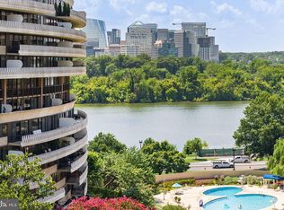 2500 Virginia Ave NW #903, Washington, DC 20037