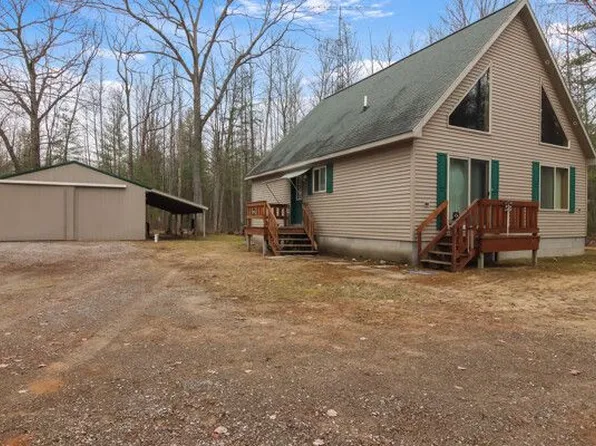 10876 Black Bear Rd NE, Kalkaska, MI 49646
