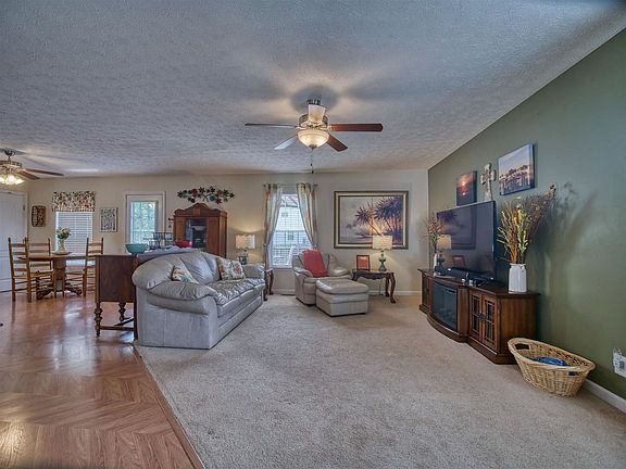 5th image of 1534 John Galt Dr