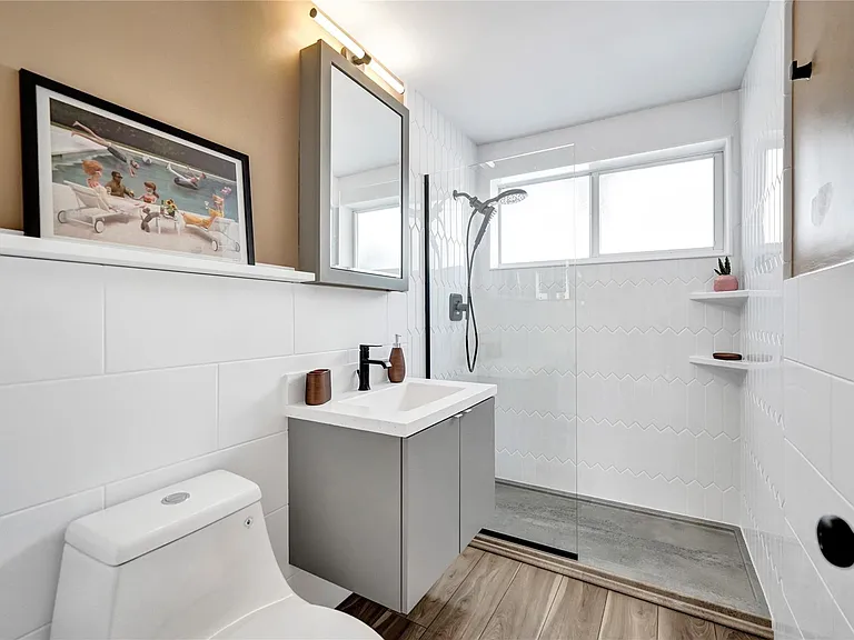 425 Bayshore Dr #41 — Photo 15