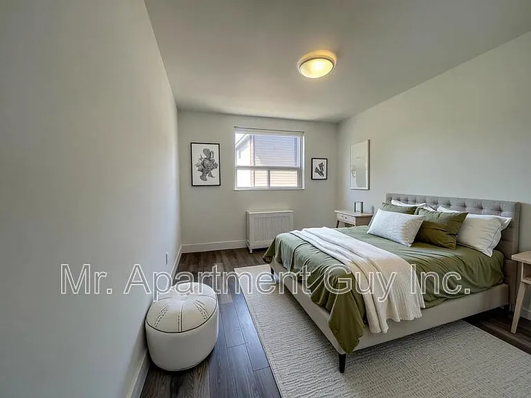 257 Torrens Ave #202 — Photo 6