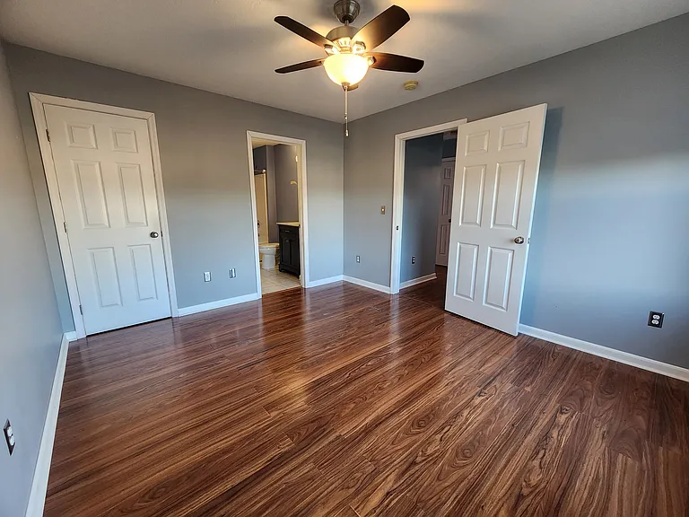 1743 Moses Ave — Photo 13