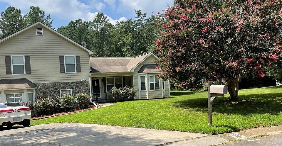 1st image of 3088 Favor Pines Ct SW