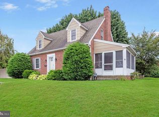 424 Ridge Ave, Mc Sherrystown, PA 17344