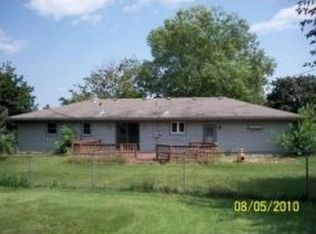 119 S Oak St, Oregon, WI 53575