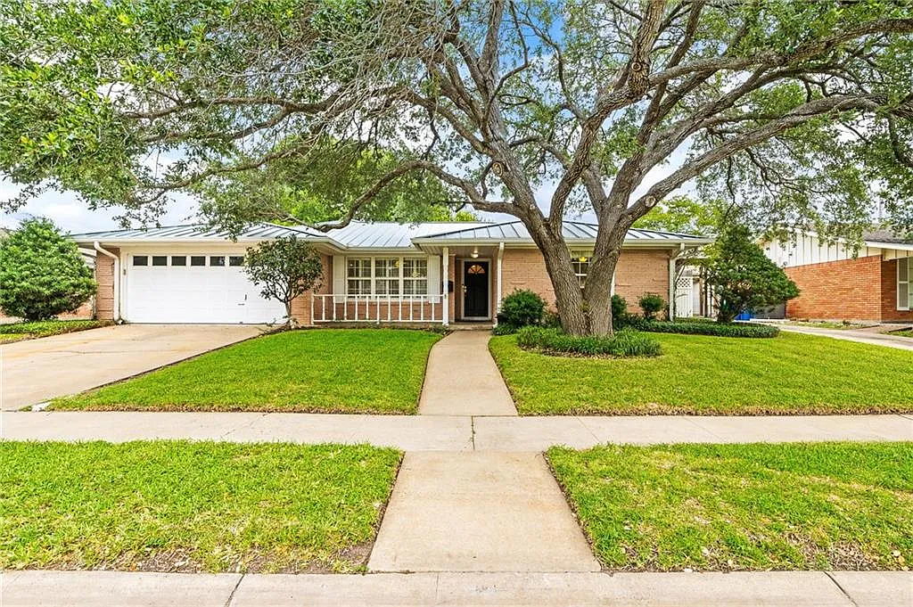 4410 Marie Street - 1 — Photo 1