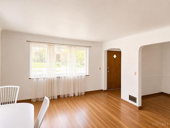 3rd image of 4107 W 8th St