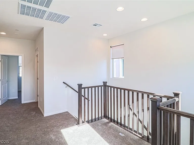 9220 Far Side Ave — Photo 32