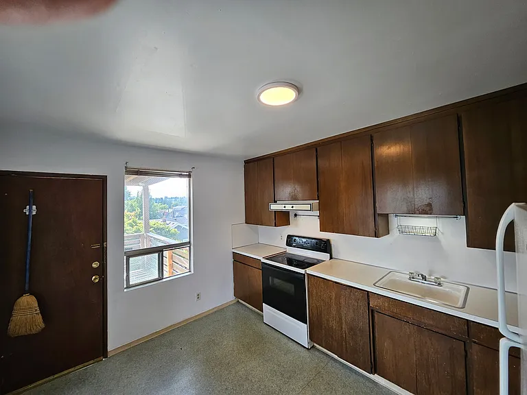 3907 Wallingford Ave N #2 — Photo 4