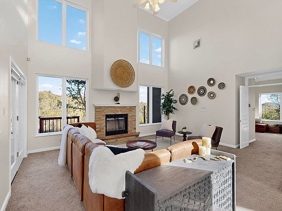 5th image of 58 Kiva Pl