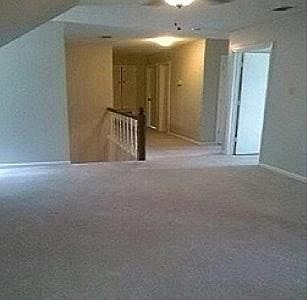 MEDIA ROOM & STRWAY