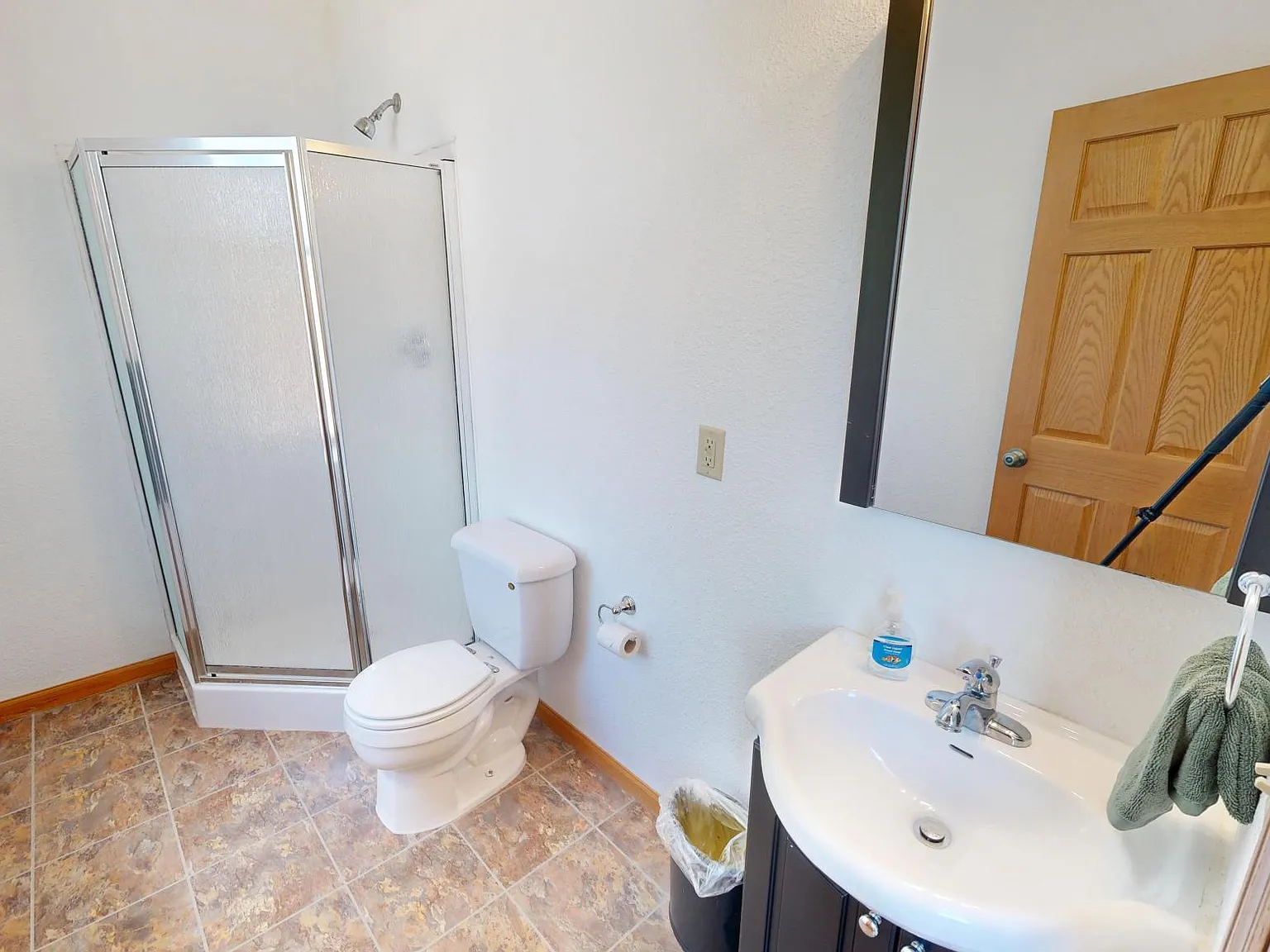 1 bed, 230 sqft, $1,400 — Photo 2