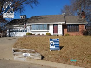 1432 Beechwood Cir, Manhattan, KS 66502