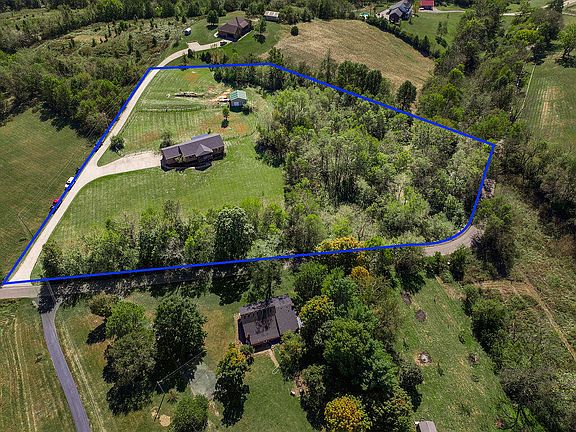 2nd image of 1830 Switzer Rd