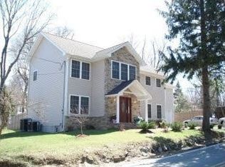 313 Sand Shore Rd, Budd Lake, NJ 07828