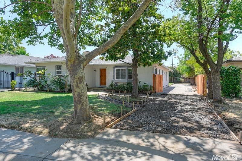 1st image of 2152 Shielah Way