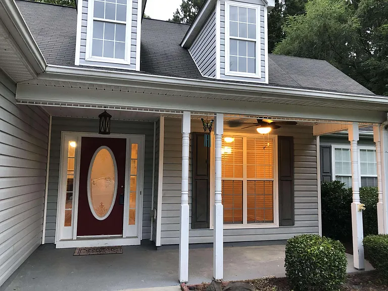 250 Dillion Dr — Photo 4