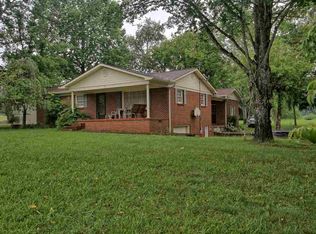 2750 New Lake Rd, Spring City, TN 37381