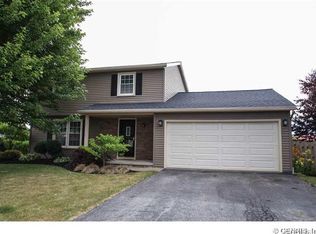 30 Fraser Dr, Hilton, NY 14468