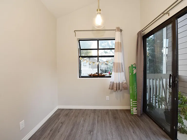 155 Pineview — Photo 7