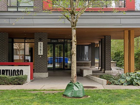 2nd image of 3581 Ross Dr #418