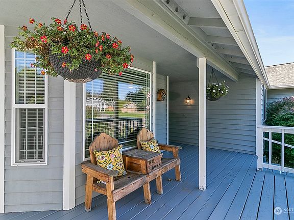 2nd image of 15720 118th Avenue Ct E