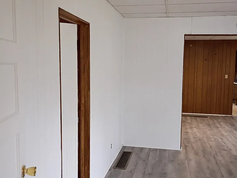 2215 Lincoln Ave — Photo 9