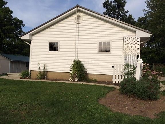 2nd image of 10548 Township Road 390