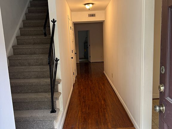 5th image of 386B Deputy Ln #B