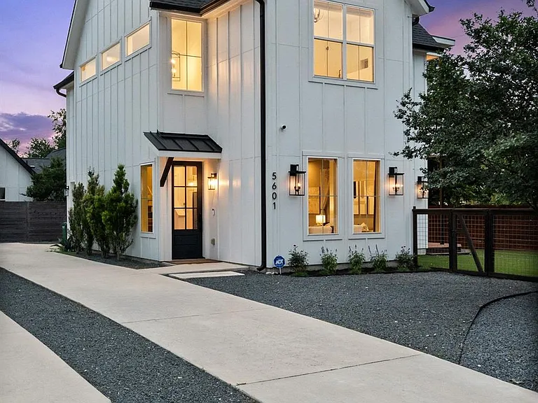 5601 Jackie Robinson St #1 — Photo 4