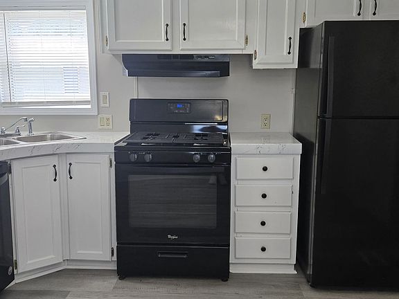 4th image of 5232 E Broadway Rd #303