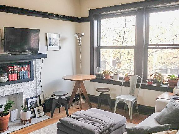 3rd image of 1447 W Cornelia Ave #14573