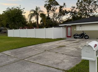 2505 Forest Pkwy S, Largo, FL 33771