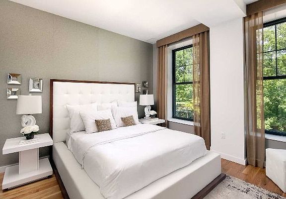 3rd image of 10 Saint Pauls Pl APT 3G