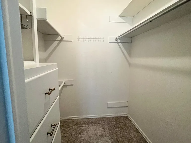 Walk in Closet