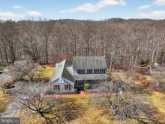 5th image of 129 Freedom Valley Cir