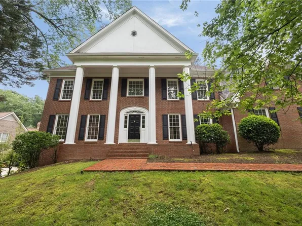 1595 Bakers Glen Dr, Sandy Springs, GA 30350